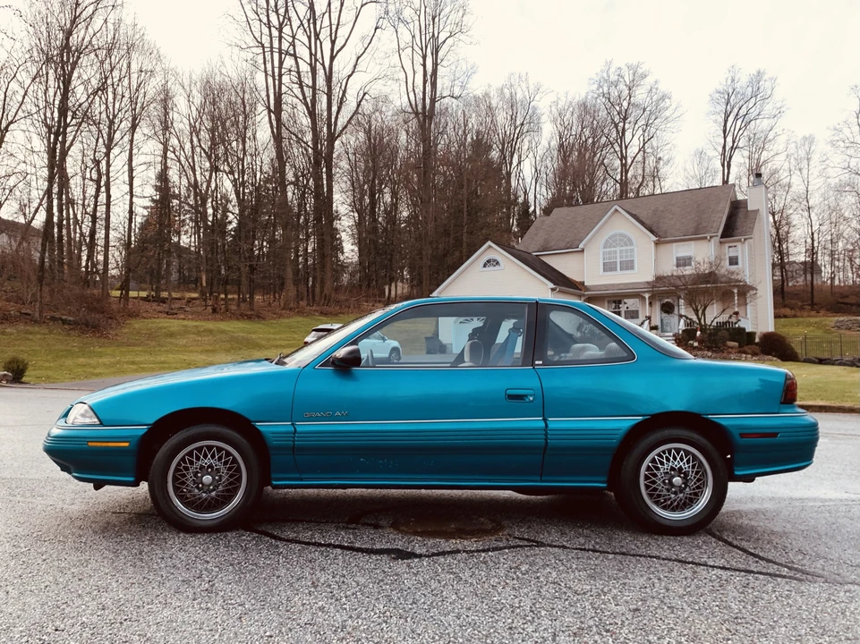 1994 Pontiac Grand Am - Image 9 of 31