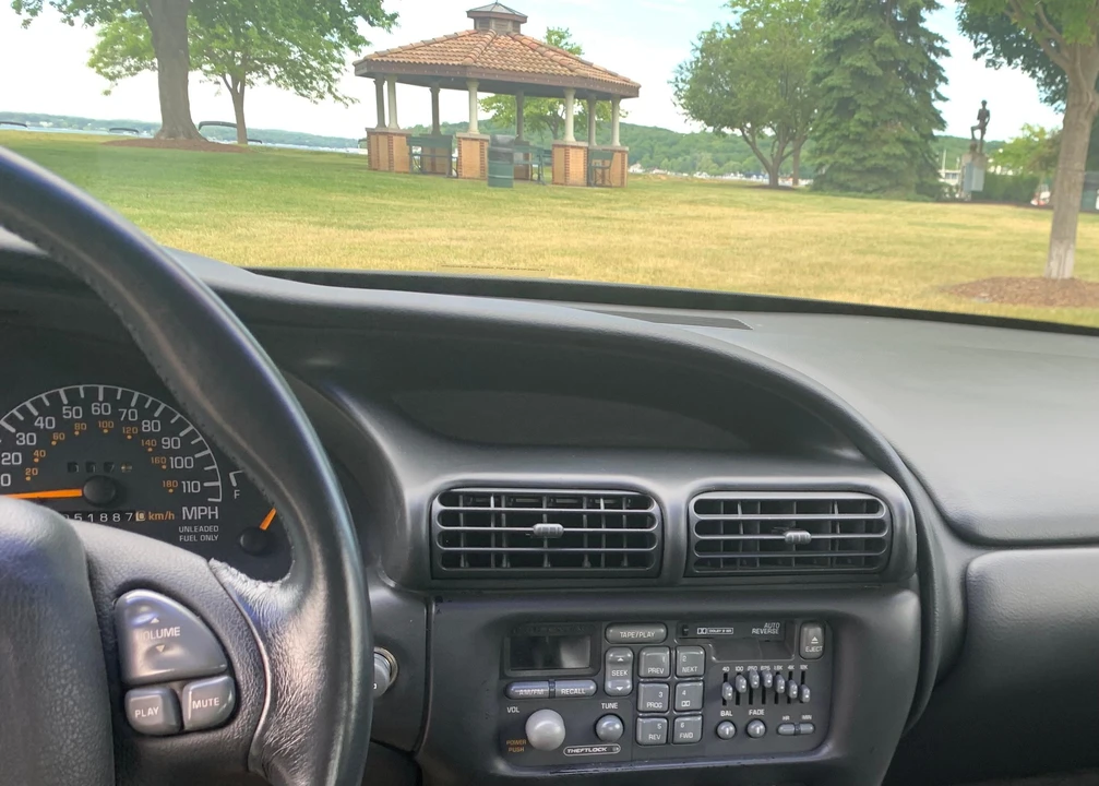 1994 Pontiac Grand Prix 3rd+ Gen - Image 26 of 31