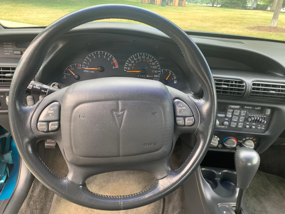 1994 Pontiac Grand Prix 3rd+ Gen - Image 25 of 31