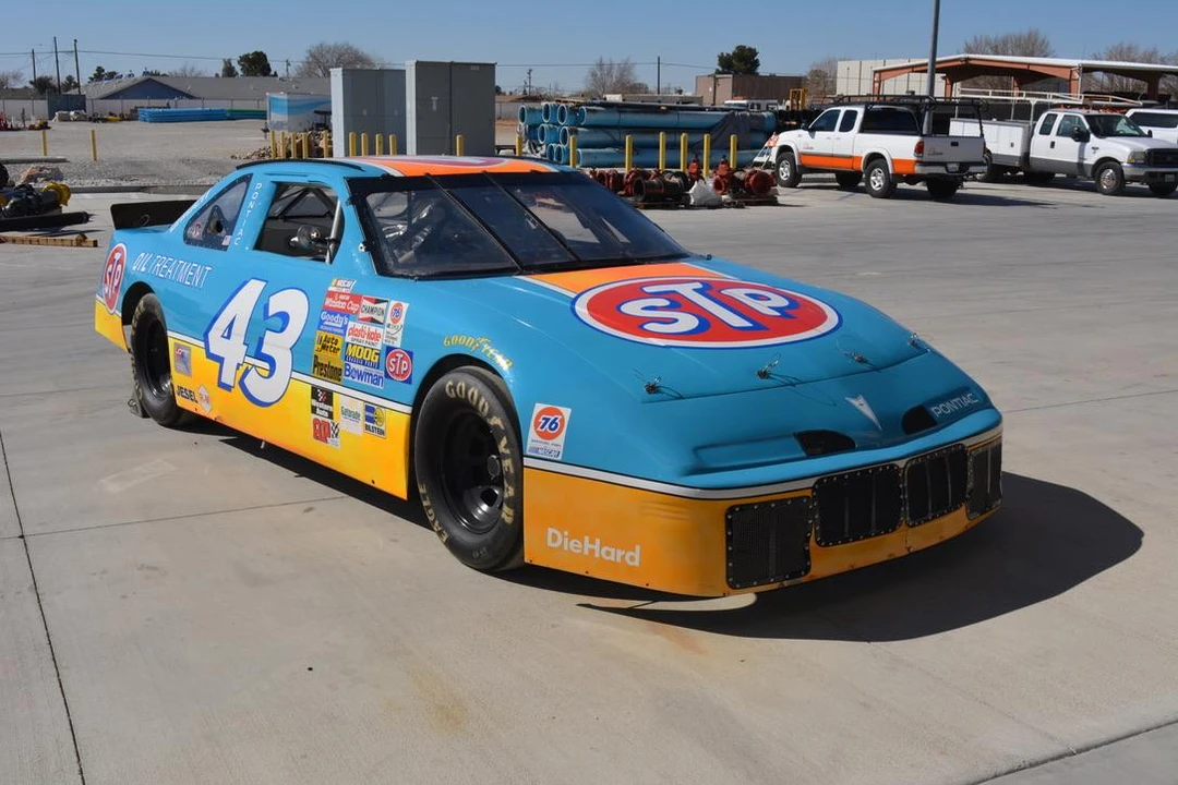 1994 Pontiac Grand Prix 3rd+ Gen - Image 10 of 31