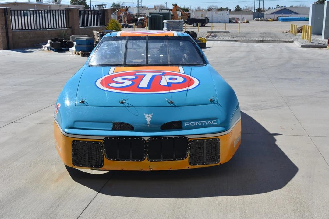 1994 Pontiac Grand Prix 3rd+ Gen - Image 11 of 31