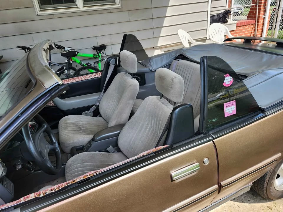 1994 Pontiac Sunbird - Image 8 of 8