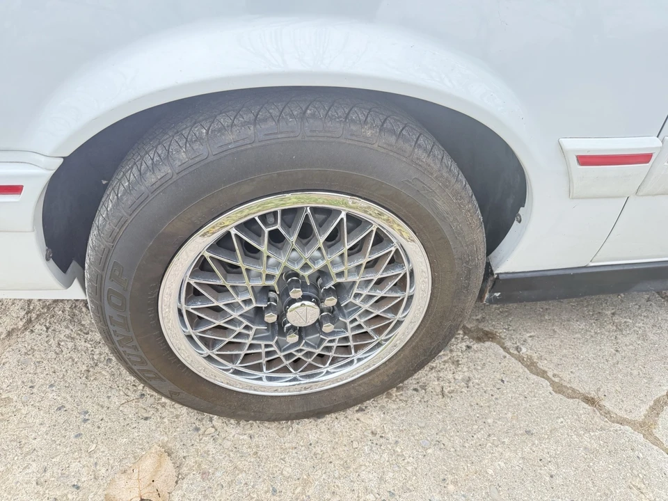1994 Pontiac Sunbird - Image 3 of 15