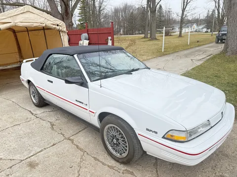1994 Pontiac Sunbird LE