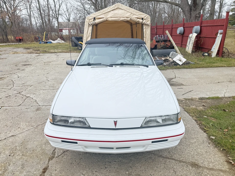 1994 Pontiac Sunbird - Image 2 of 31