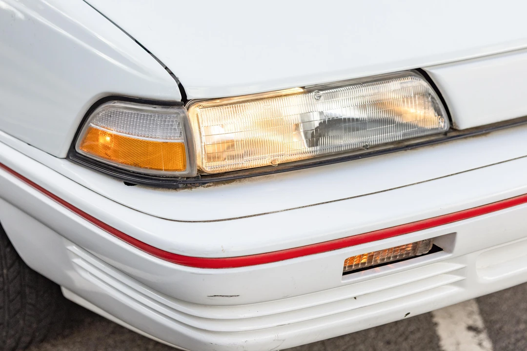 1994 Pontiac Sunbird - Image 16 of 31