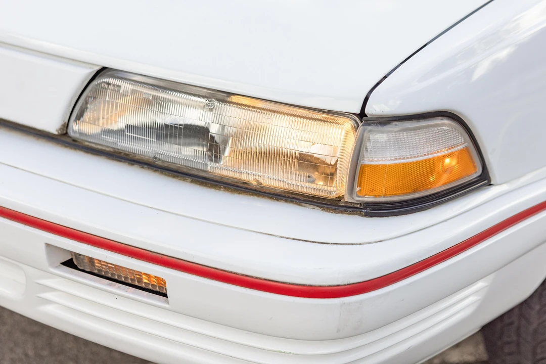 1994 Pontiac Sunbird - Image 21 of 31