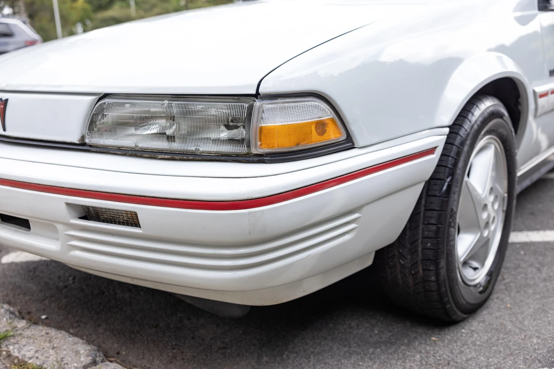 1994 Pontiac Sunbird - Image 22 of 31