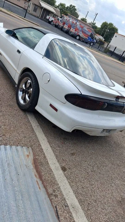 1994 Pontiac Firebird Trans Am 4th Gen - Image 4 of 4