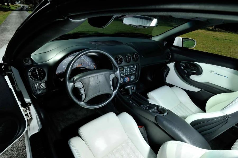 1994 Pontiac Firebird Trans Am 4th Gen - Image 4 of 12
