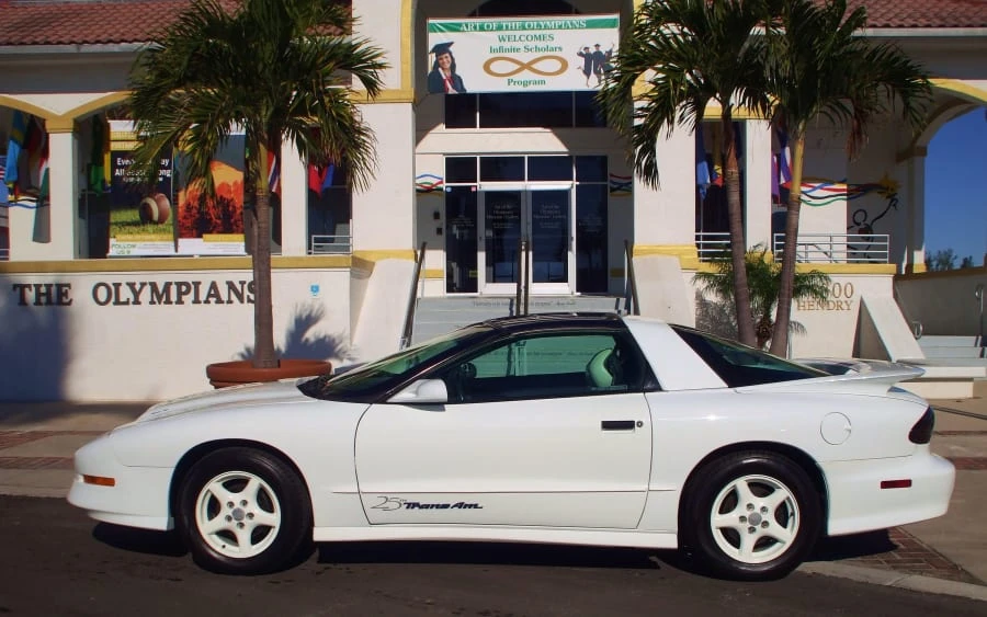 1994 Pontiac Firebird Trans Am 4th Gen - Image 2 of 5