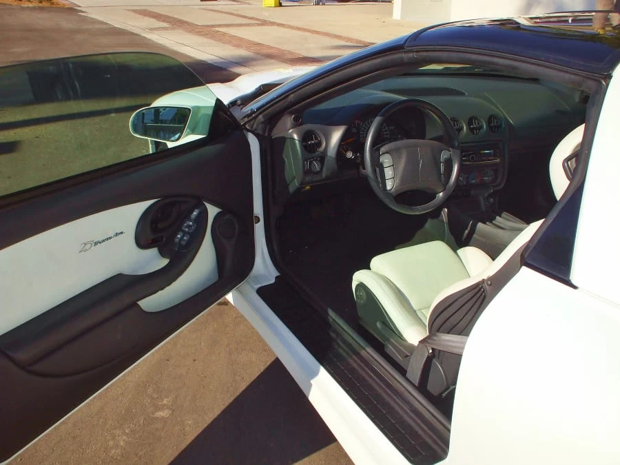 1994 Pontiac Firebird Trans Am 4th Gen - Image 4 of 5