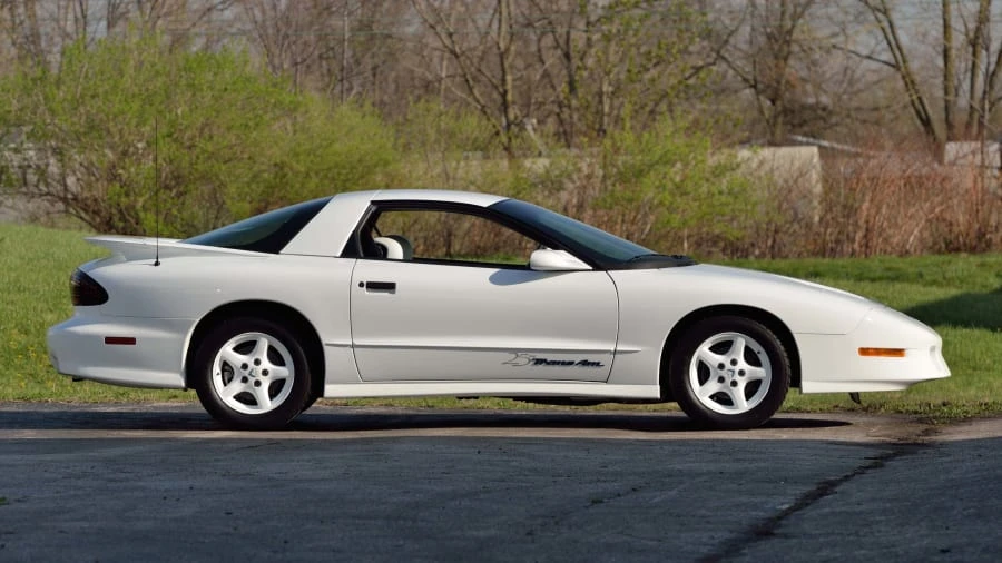 1994 Pontiac Firebird Trans Am 4th Gen - Image 2 of 27