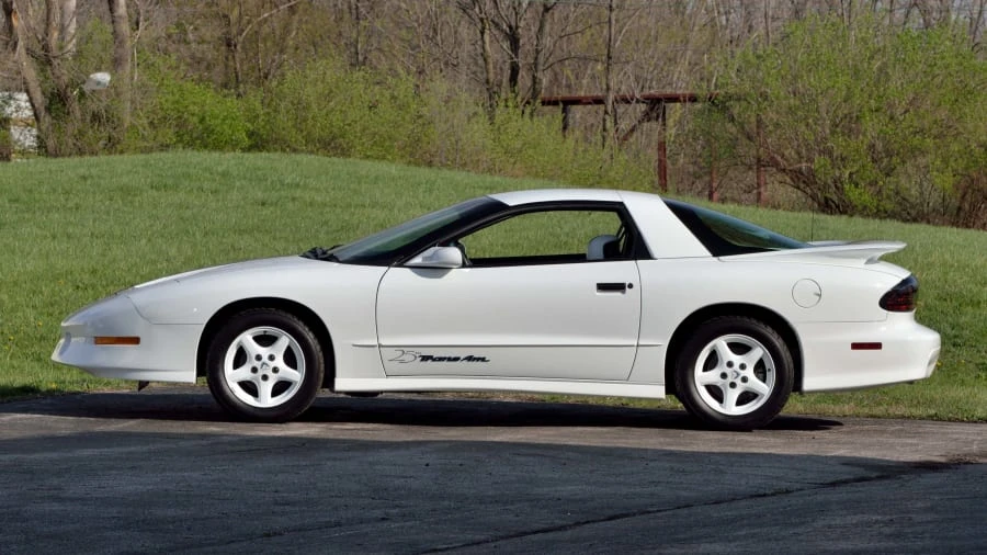 1994 Pontiac Firebird Trans Am 4th Gen - Image 8 of 27