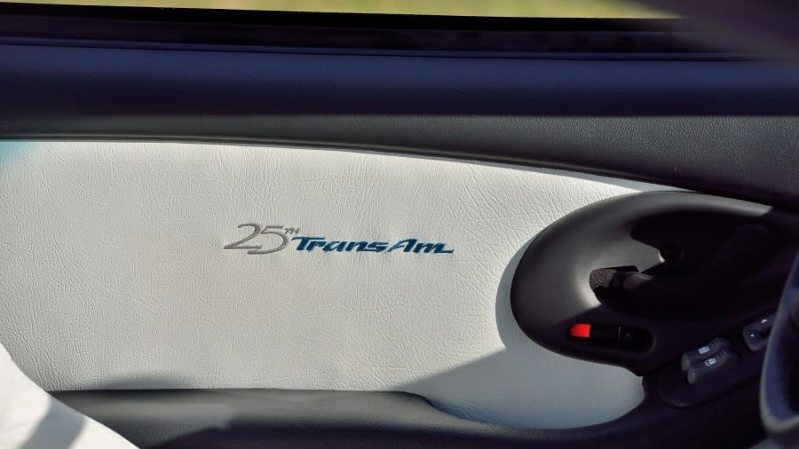 1994 Pontiac Firebird Trans Am 4th Gen - Image 16 of 27