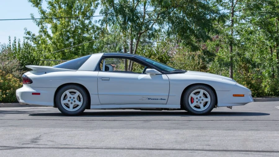 1994 Pontiac Firebird Trans Am 4th Gen - Image 8 of 20