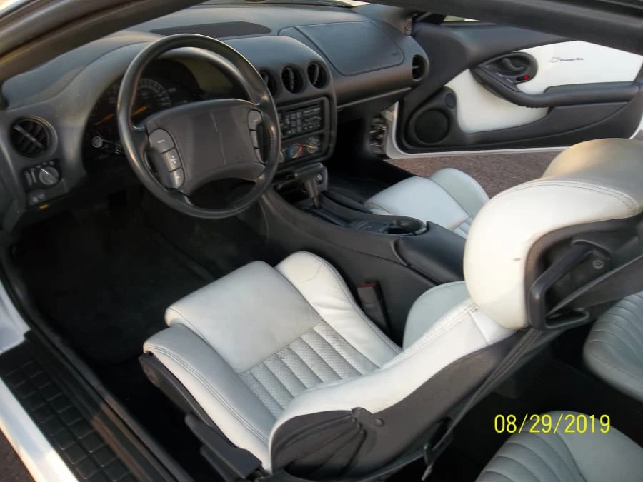 1994 Pontiac Firebird Trans Am 4th Gen - Image 4 of 12