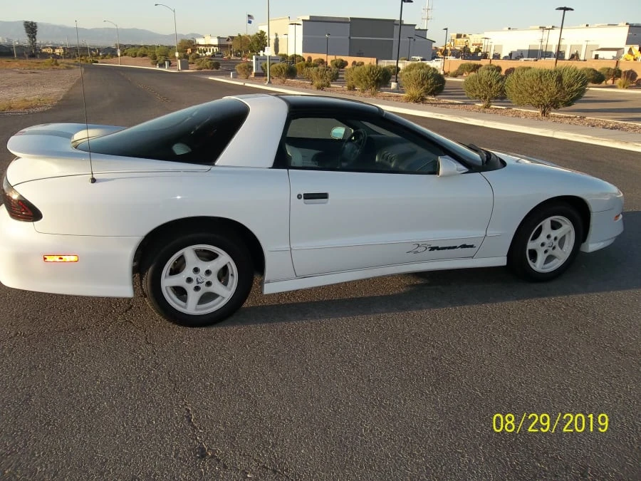 1994 Pontiac Firebird Trans Am 4th Gen - Image 2 of 12