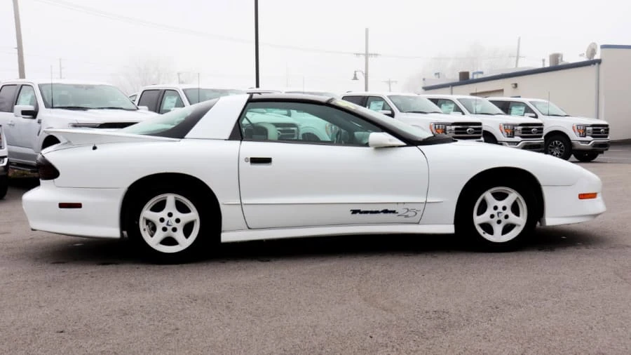 1994 Pontiac Firebird Trans Am 4th Gen - Image 27 of 28