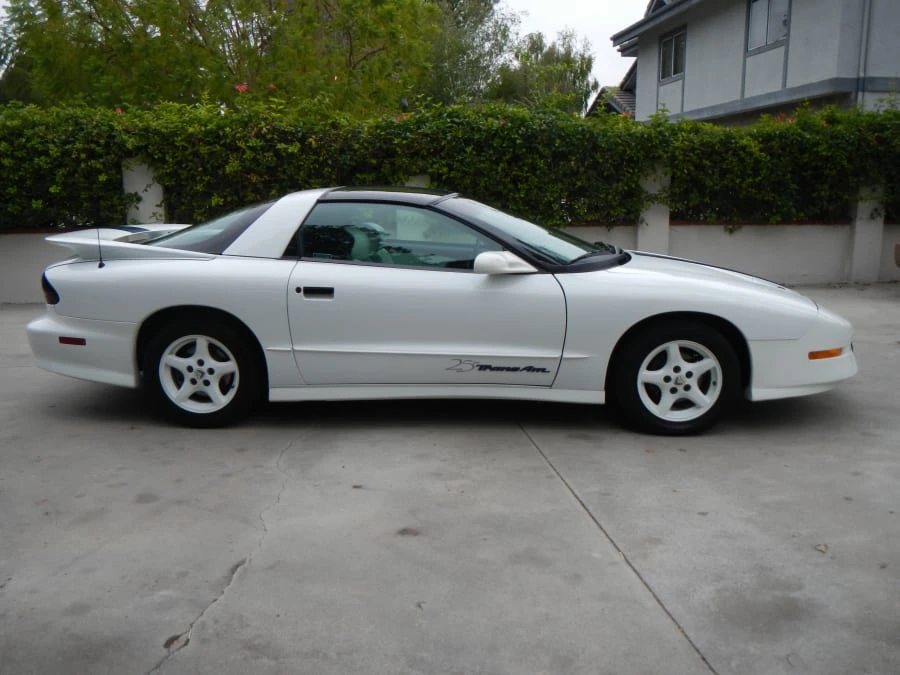 1994 Pontiac Firebird Trans Am 4th Gen - Image 2 of 7