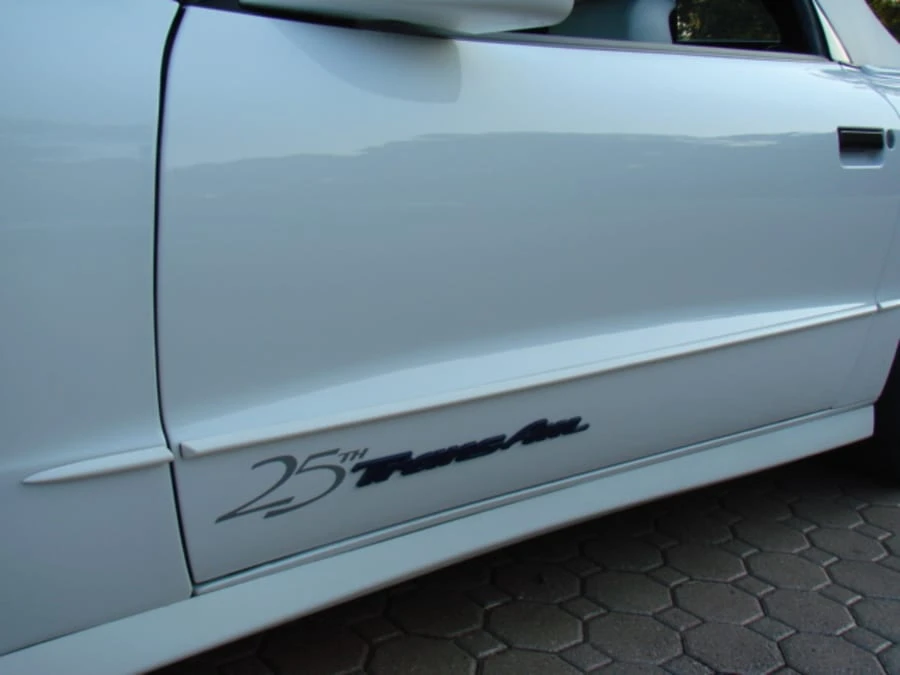 1994 Pontiac Firebird Trans Am 4th Gen - Image 7 of 9
