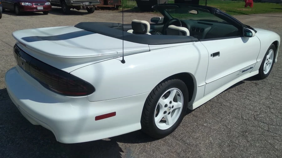 1994 Pontiac Firebird Trans Am 4th Gen - Image 2 of 15