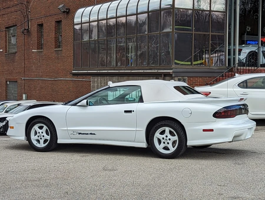 1994 Pontiac Firebird Trans Am 4th Gen - Image 11 of 31