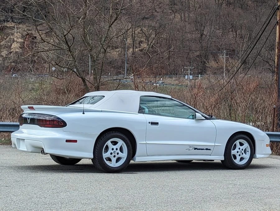 1994 Pontiac Firebird Trans Am 4th Gen - Image 9 of 31