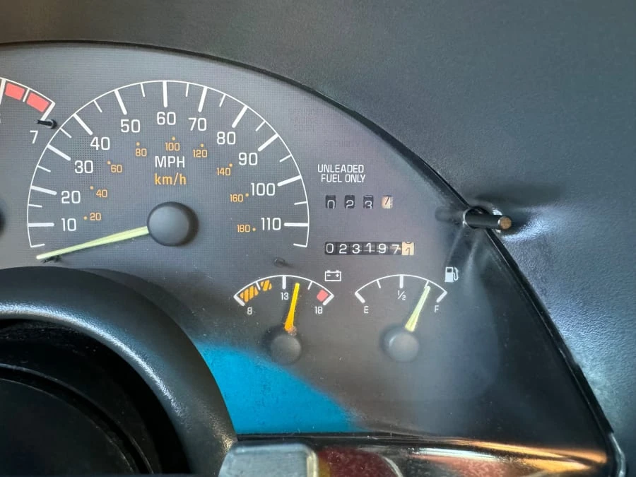 1994 Pontiac Firebird Trans Am 4th Gen - Image 9 of 12