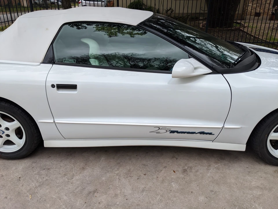 1994 Pontiac Firebird Trans Am 4th Gen - Image 9 of 11