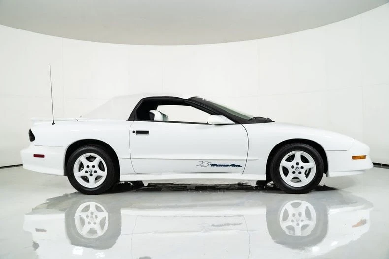 1994 Pontiac Firebird Trans Am 4th Gen - Image 14 of 31