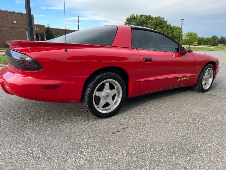 1994 Pontiac Firebird Trans Am 4th Gen - Image 11 of 12