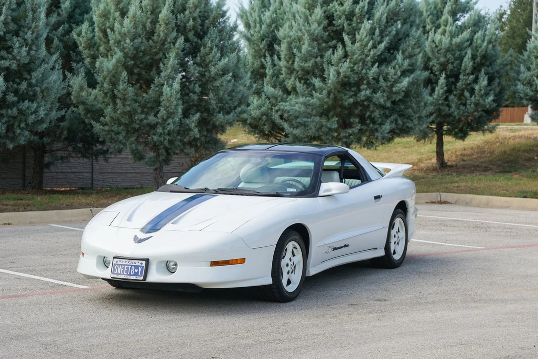 1994 Pontiac Firebird Trans Am 4th Gen - Image 13 of 31