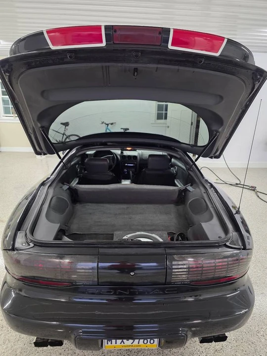 1994 Pontiac Firebird Formula 4th Gen - Image 8 of 10