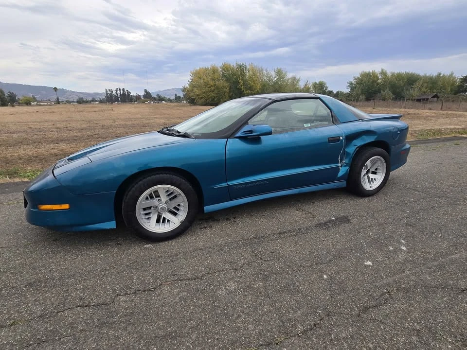 1994 Pontiac Firebird Trans Am 4th Gen - Image 2 of 9