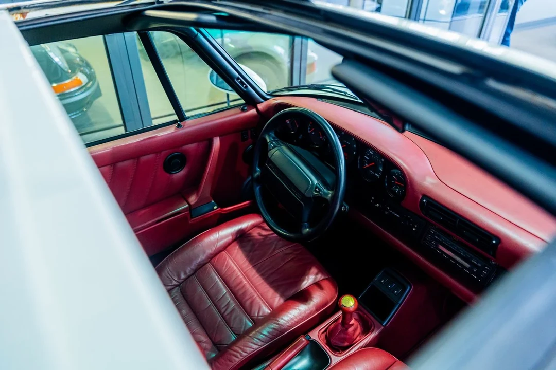1994 Porsche 964 Turbo - Image 18 of 31