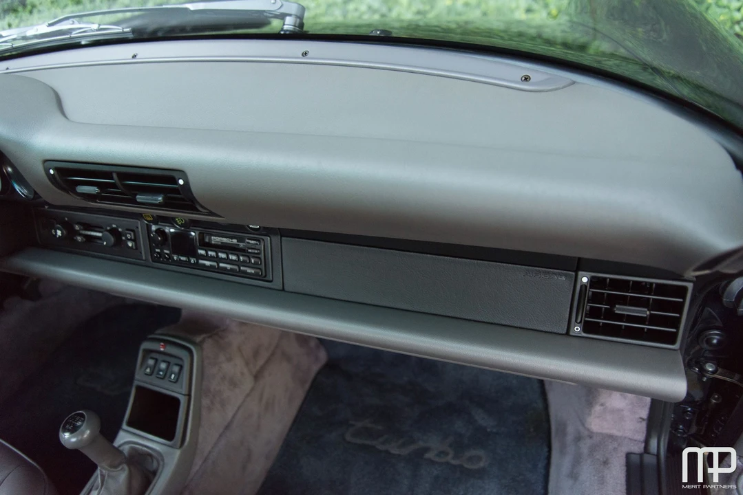 1994 Porsche 964 Turbo - Image 21 of 31