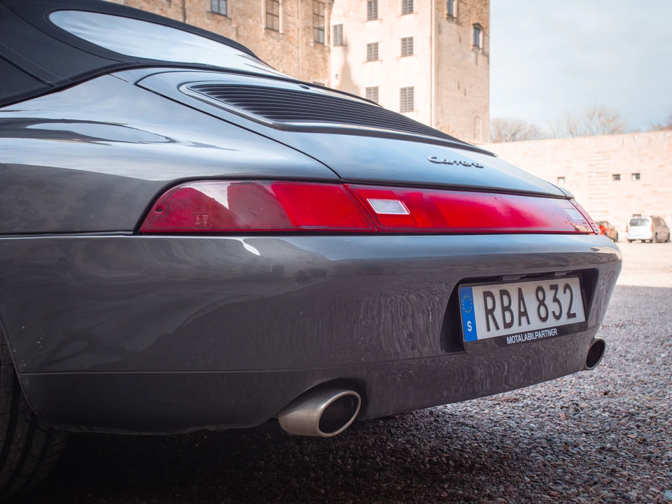 1994 Porsche 993 Carrera - Image 24 of 31
