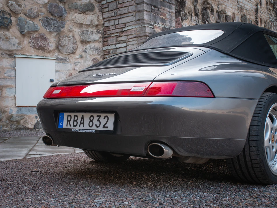 1994 Porsche 993 Carrera - Image 25 of 31