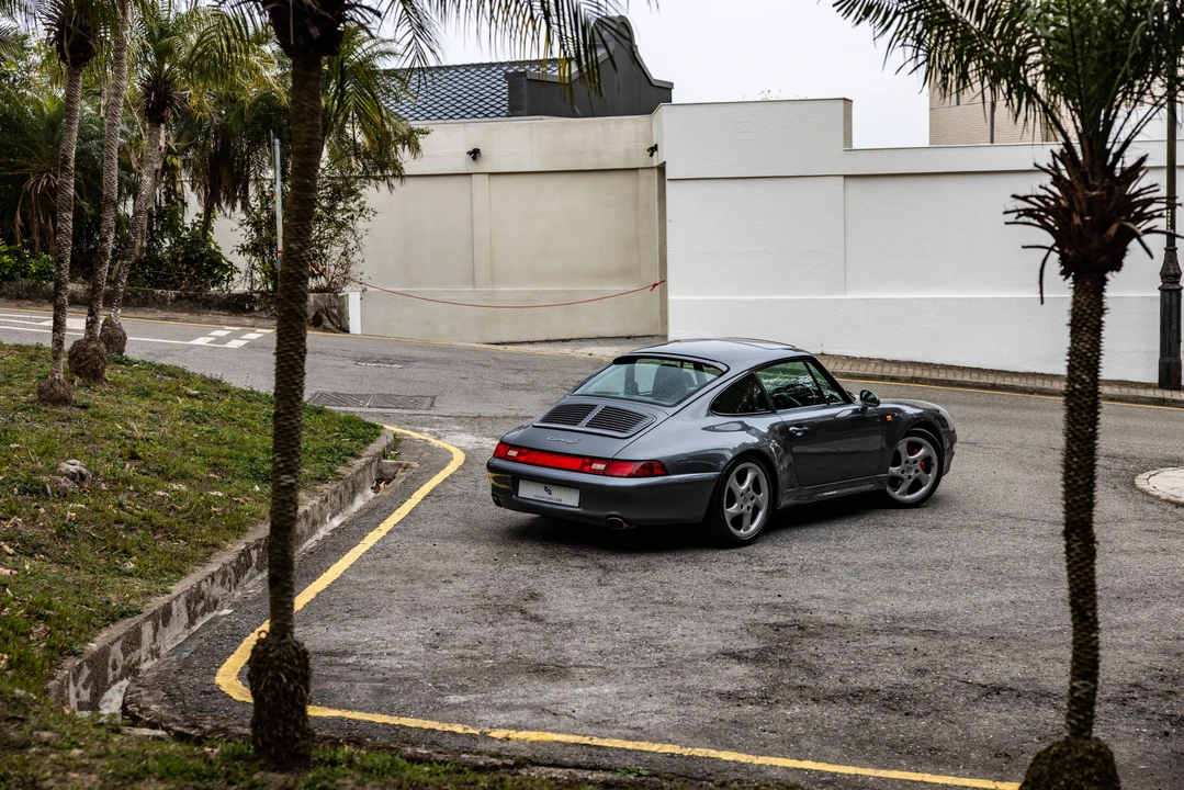 1994 Porsche 993 Carrera - Image 14 of 31