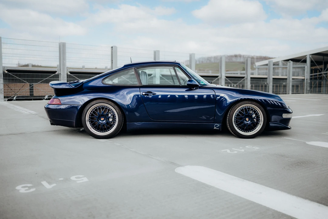 1994 Porsche 993 Carrera - Image 8 of 31