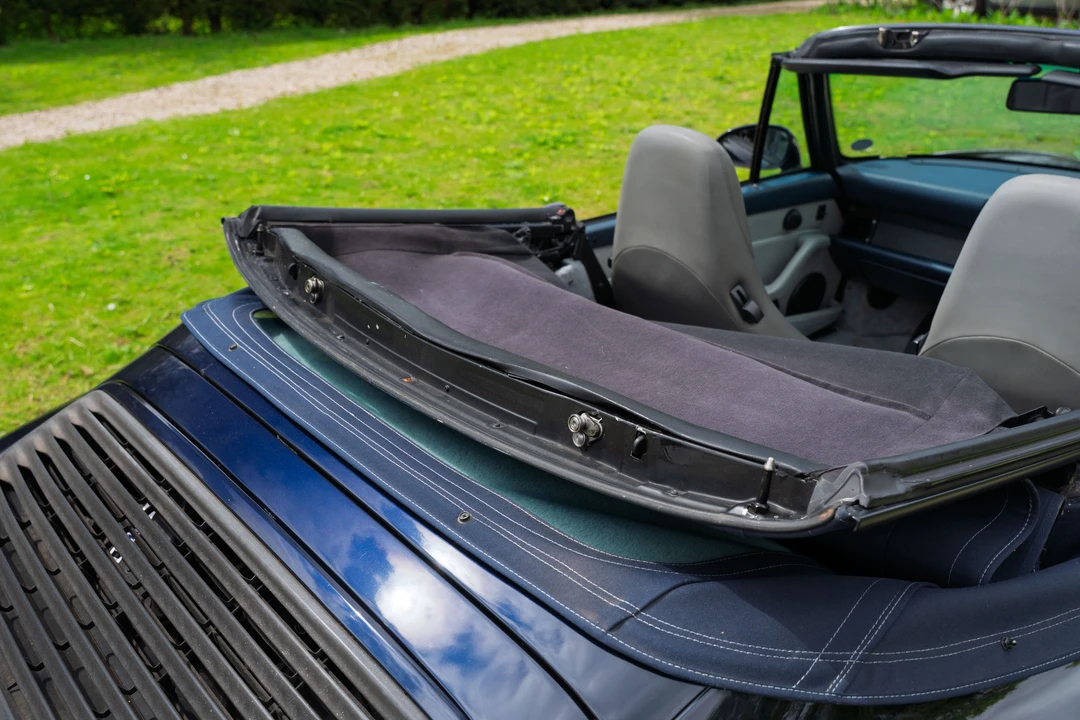 1994 Porsche 993 Carrera - Image 13 of 31