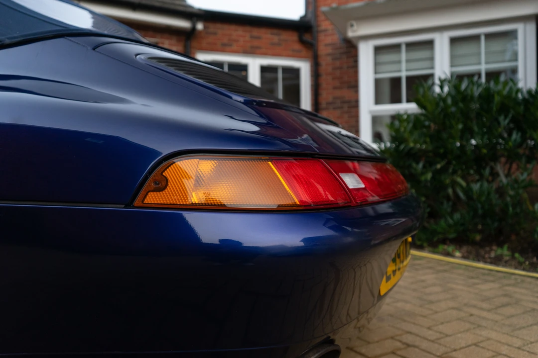 1994 Porsche 993 Carrera - Image 24 of 31