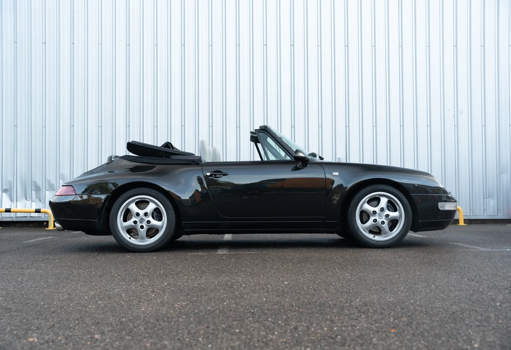 1994 Porsche 993 Carrera - Image 16 of 31