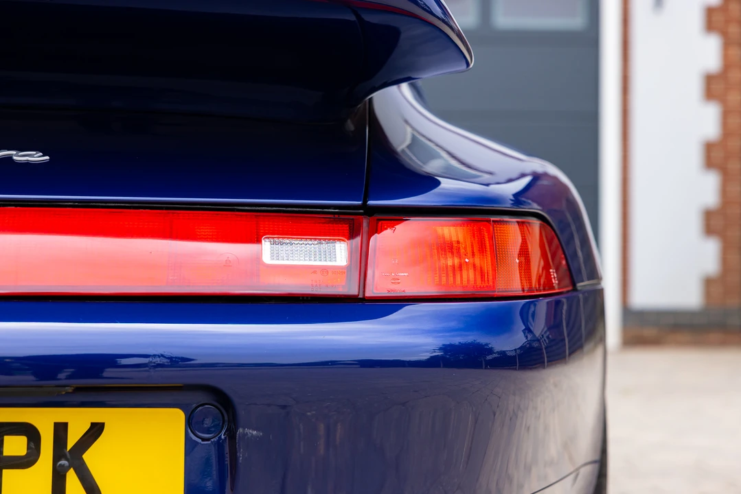 1994 Porsche 993 Carrera - Image 24 of 31