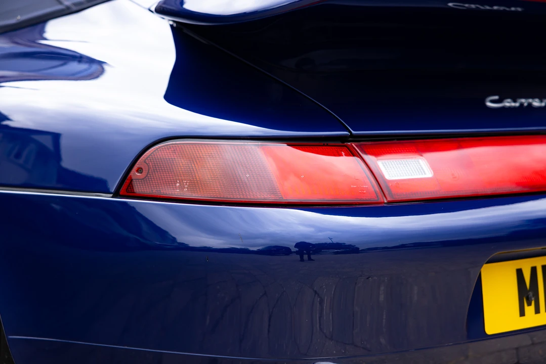 1994 Porsche 993 Carrera - Image 28 of 31