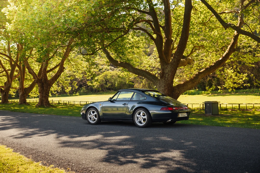 1994 Porsche 993 Carrera - Image 14 of 31