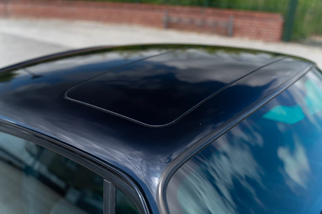 1996 Porsche 993 Carrera - Image 29 of 31