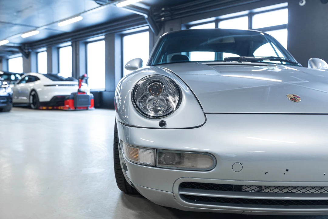 1994 Porsche 993 Carrera - Image 9 of 31