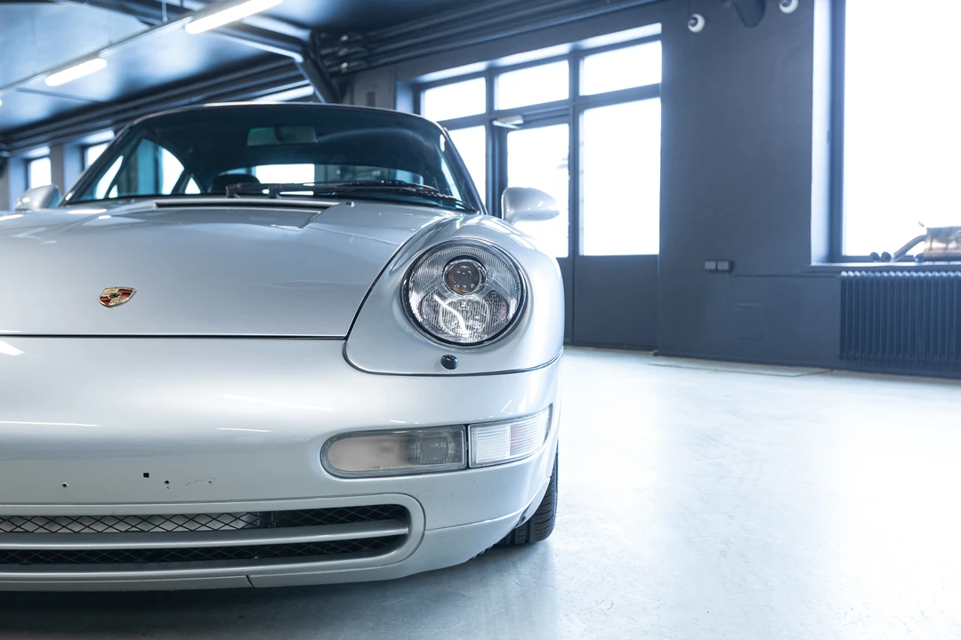 1994 Porsche 993 Carrera - Image 10 of 31